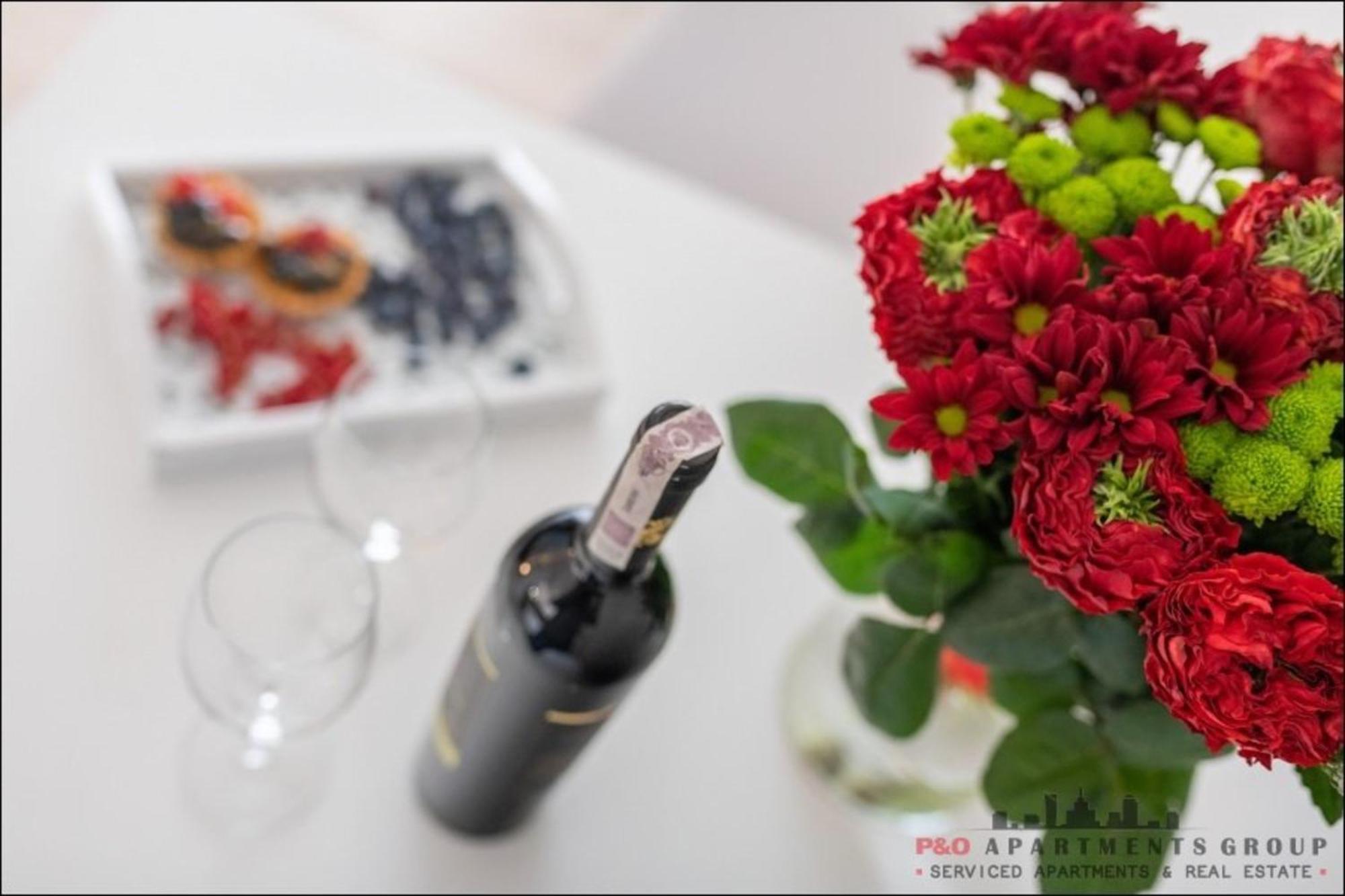 P&O Serviced Apartments Group Komputerowa Варшава Стая снимка