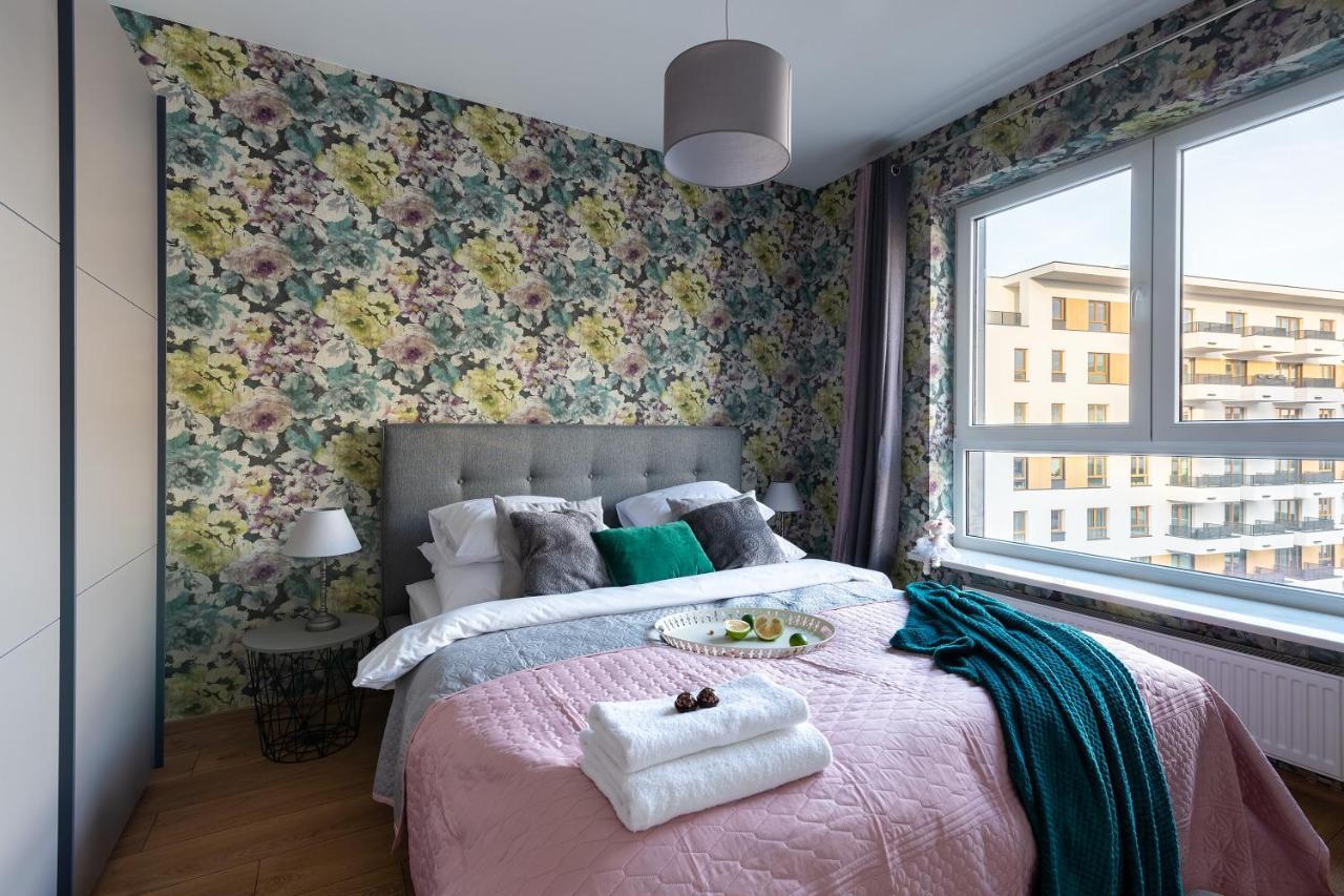 P&O Serviced Apartments Group Komputerowa Варшава Екстериор снимка