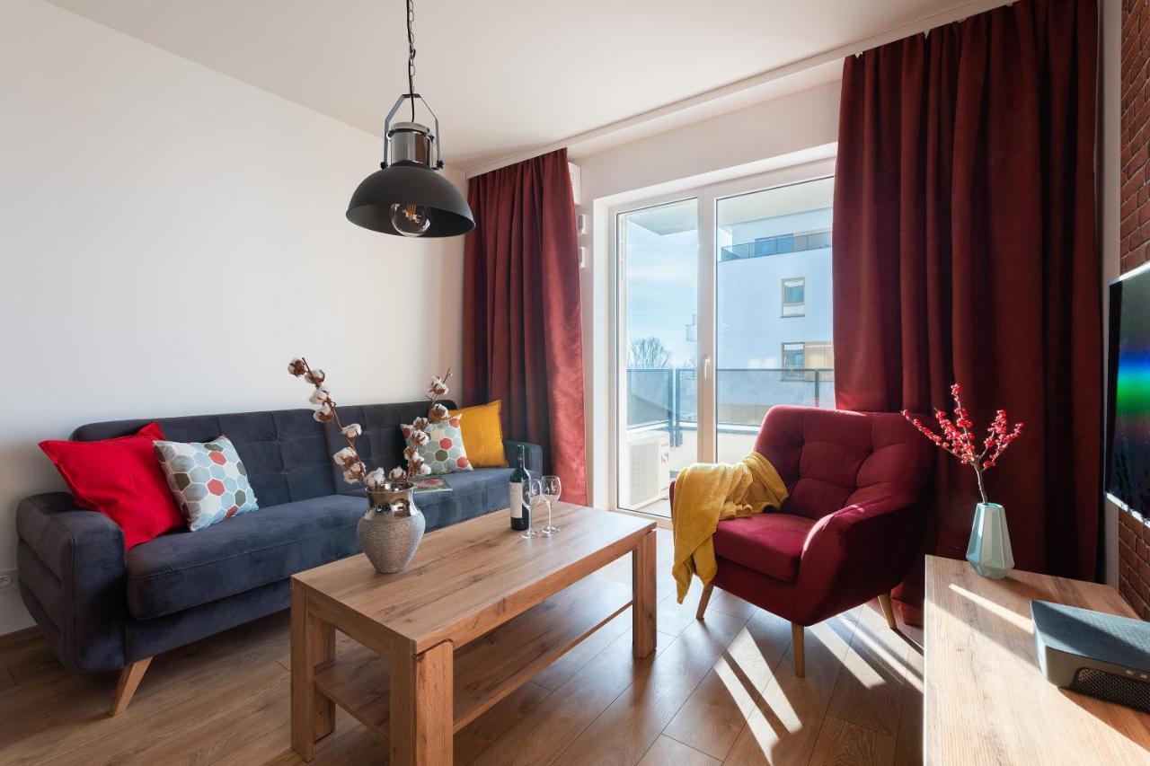 P&O Serviced Apartments Group Komputerowa Варшава Екстериор снимка