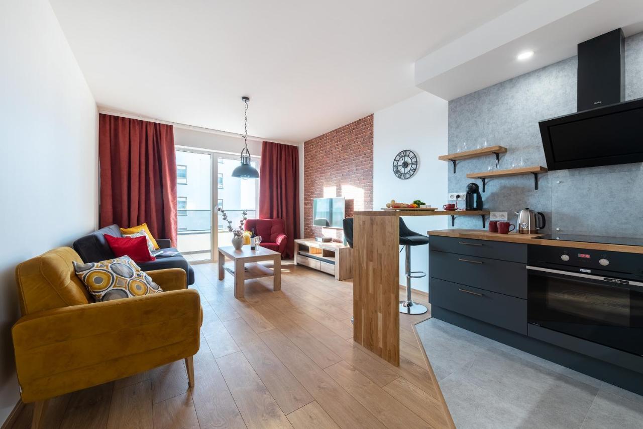 P&O Serviced Apartments Group Komputerowa Варшава Екстериор снимка
