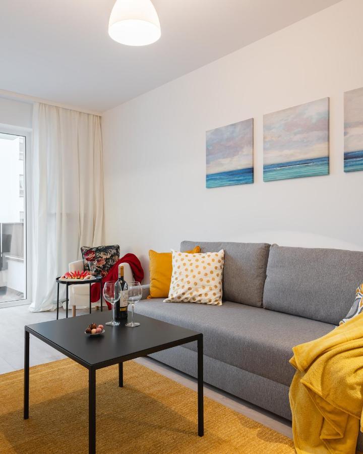 P&O Serviced Apartments Group Komputerowa Варшава Екстериор снимка